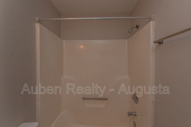 Building Photo - 4689 Oakley Pirkle Rd