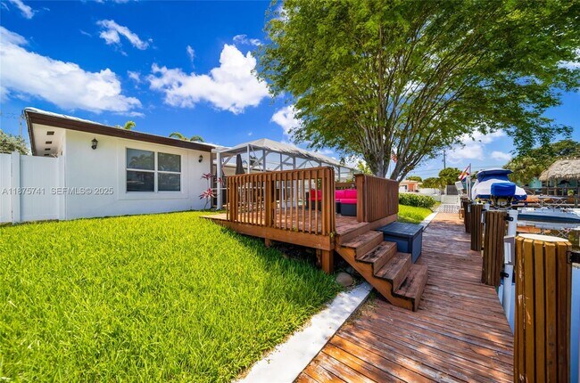 Building Photo - 31 SE 12th St