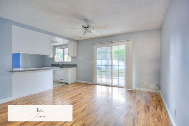 Building Photo - Welcome to Your Stylish Diamond Bar Home!