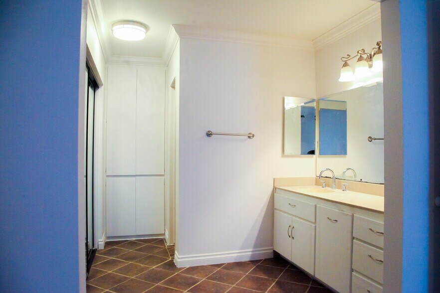 Master Bathroom - 7777 W 91st St