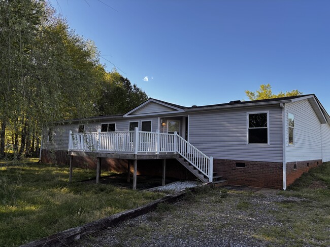 Primary Photo - 136 Brown Farms Dr