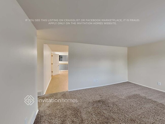 Building Photo - 334 E Center St