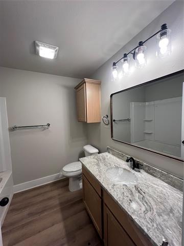 Building Photo - 4304 Hummingbird Dr