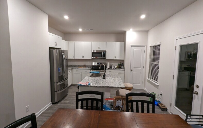 Building Photo - Room in House on Gala Ln