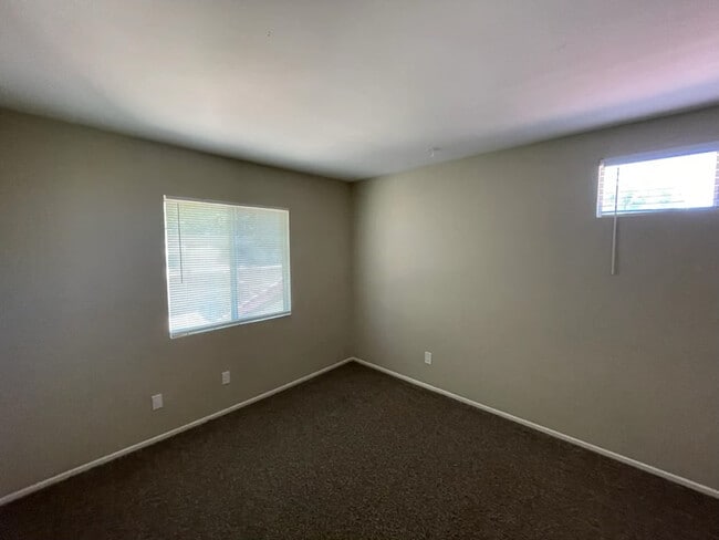 Building Photo - 41234 Almond Ave