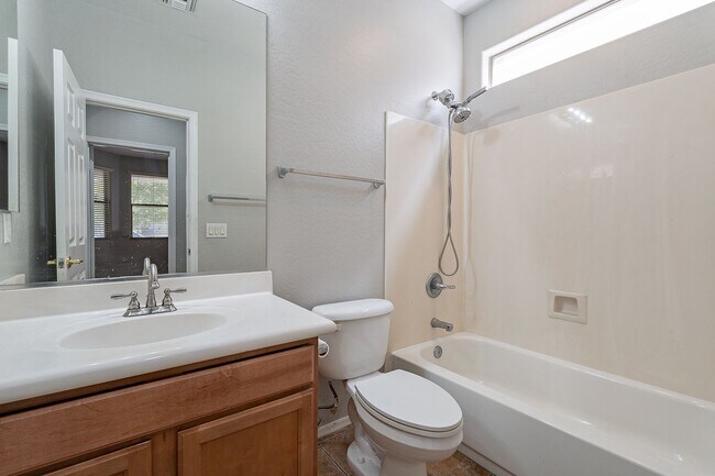 Building Photo - Stunning Two Story in Laveen!