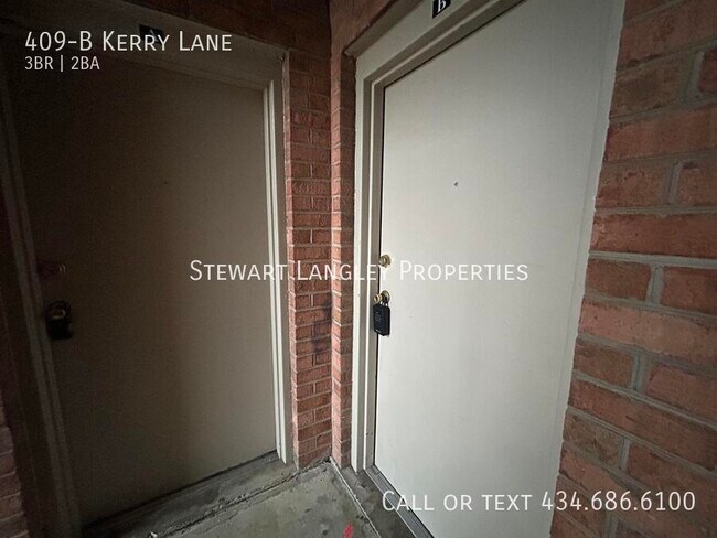 Building Photo - 409-B Kerry Lane-