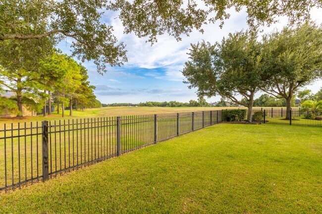 Building Photo - 8407 Iron Tree Ln