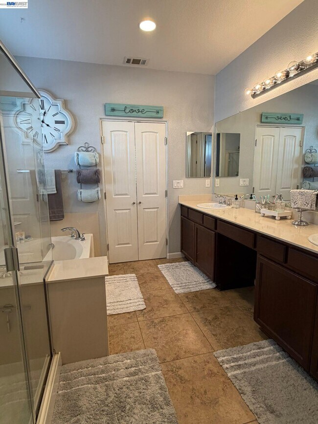 Building Photo - 684 Brazelton Cir