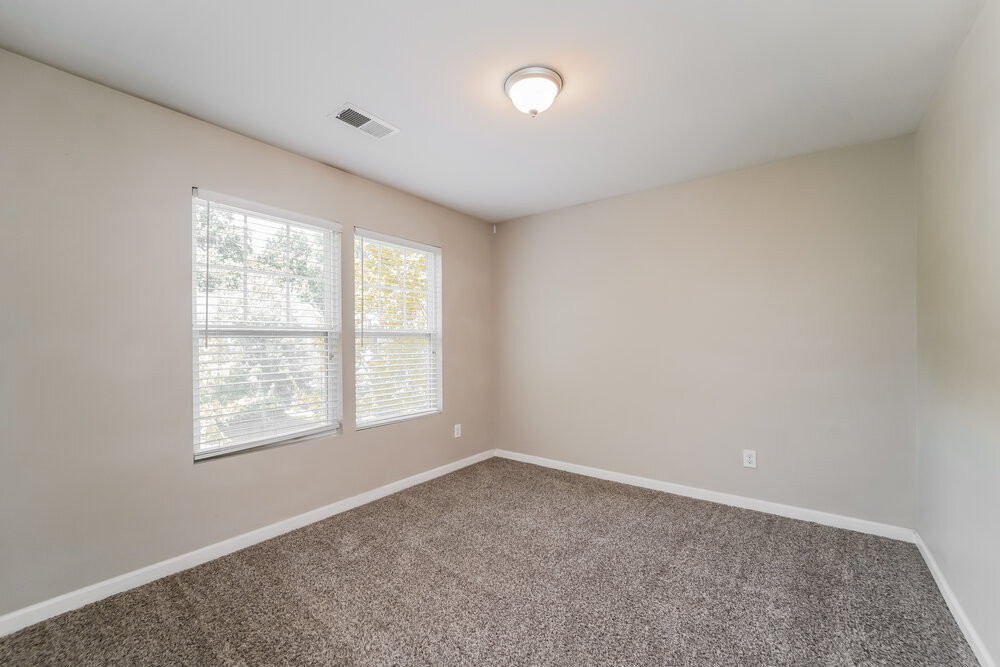 Building Photo - 1040 Joselynn Drive