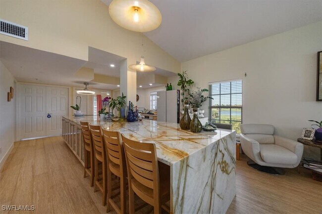 Building Photo - 4130 Bayhead Dr