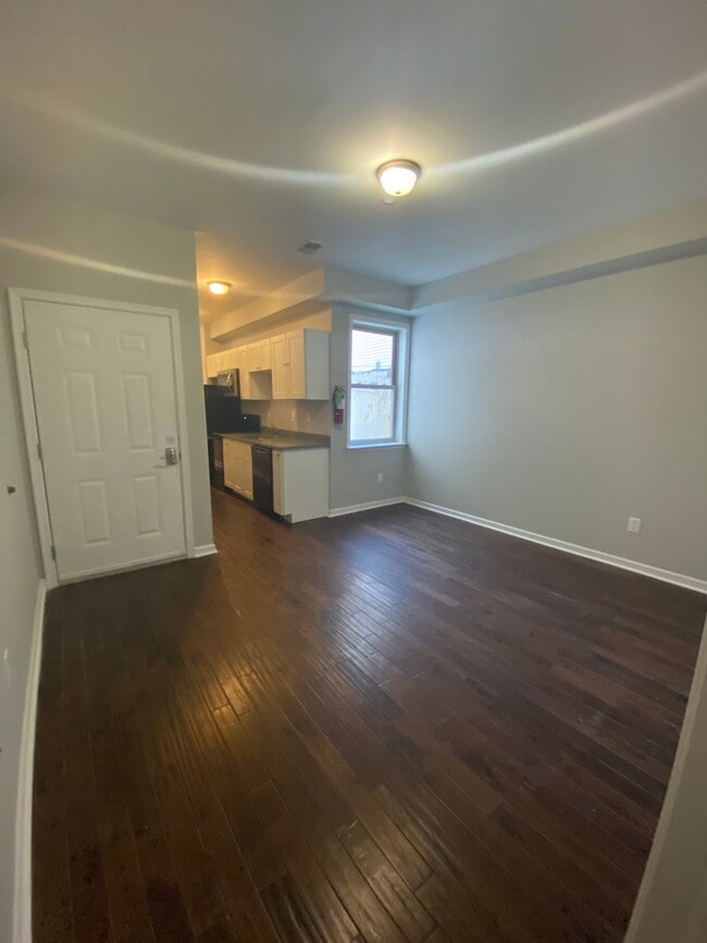 Building Photo - 1722 N Bouvier St