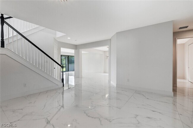 Building Photo - 11604 Meadowrun Cir