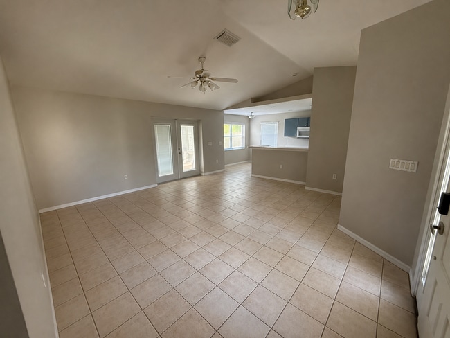 Building Photo - 6487 Orduna Dr