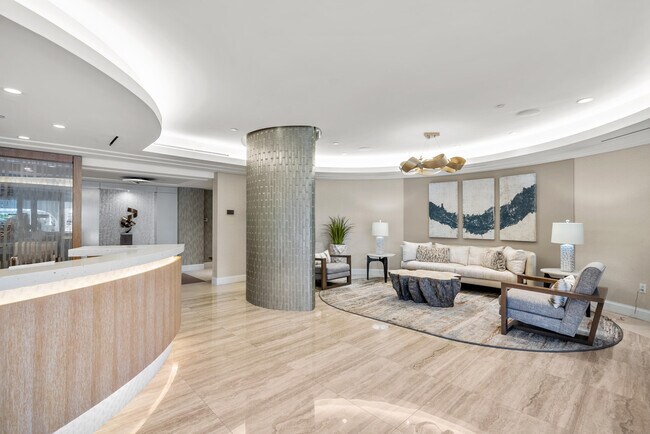 Building Photo - 250 S Ocean Blvd