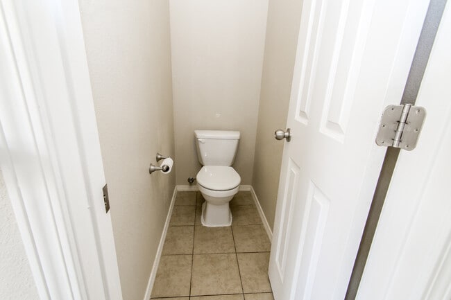 Building Photo - 9005 Rio Galisteo Pl NW