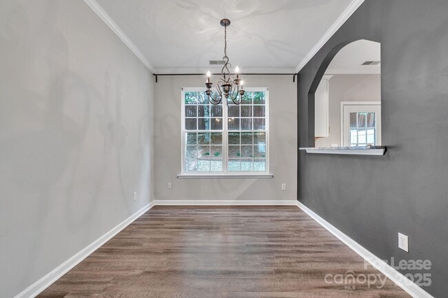 Building Photo - 1915 Travertine Ln