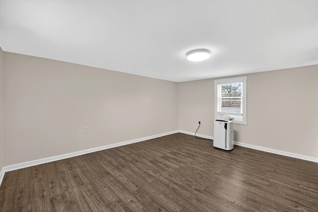 Building Photo - 239 McDonald Rd