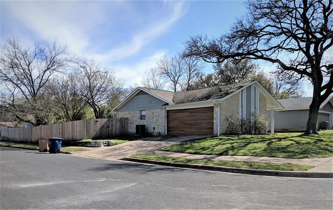Building Photo - 11705 Natrona Dr