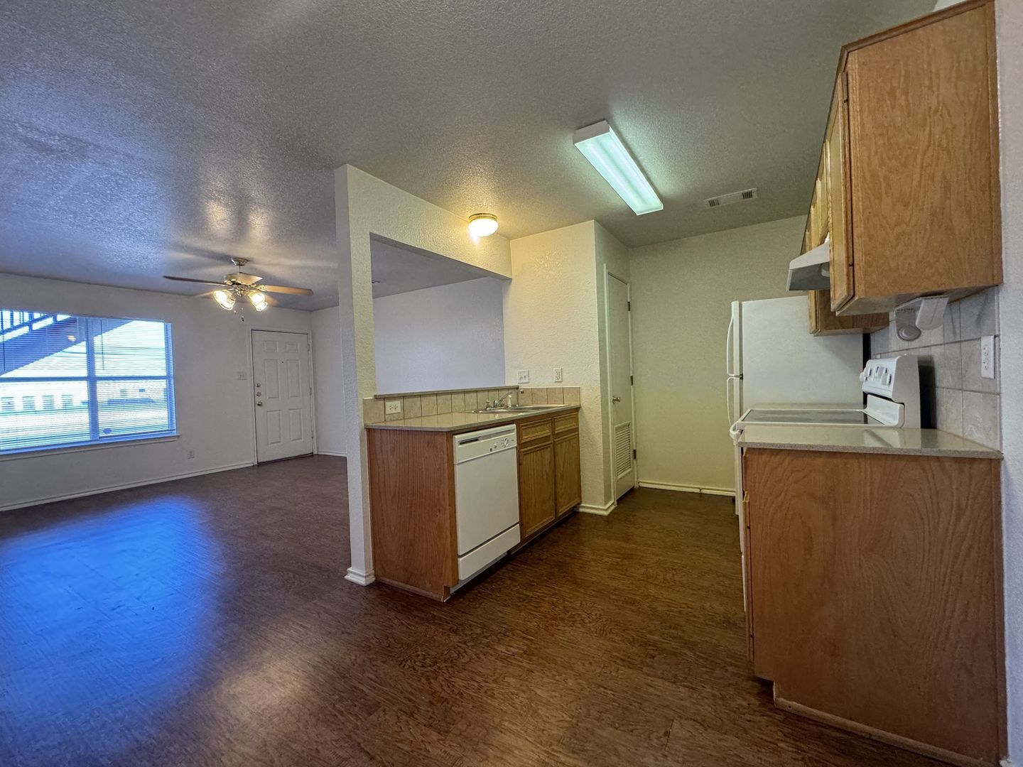 Building Photo - 411 E Central Texas Expy