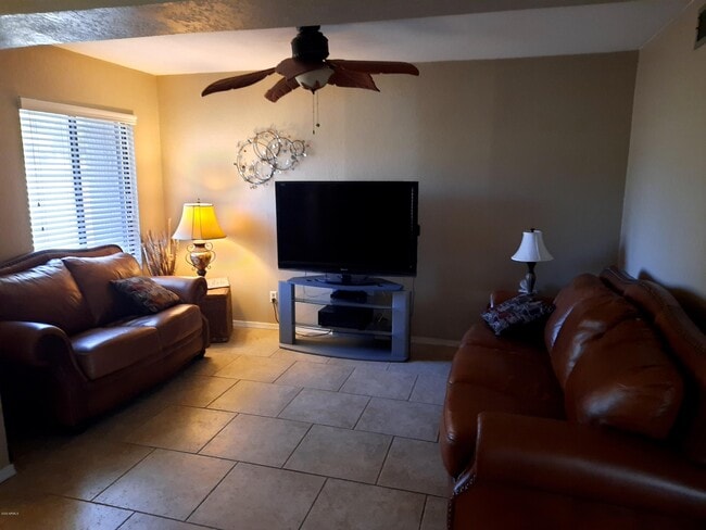 Building Photo - 1861 Montana Vista