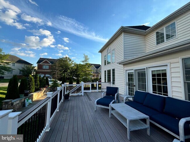 Building Photo - 43376 Barnstead Dr
