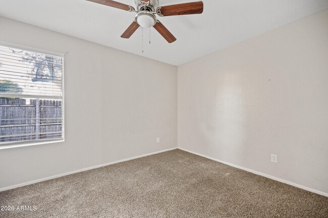 Building Photo - 520 W Clark St