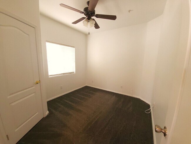 Building Photo - TEMPE CONDO IN THE HEART OF TEMPE!