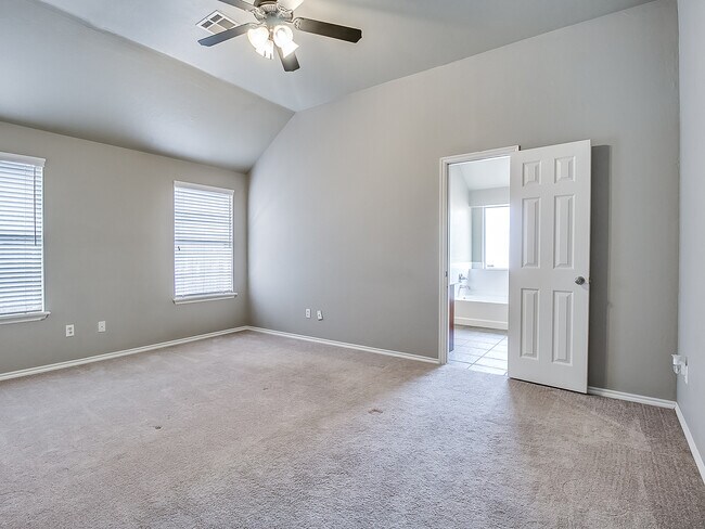 Building Photo - Cul-de-sac Lot- Deer Creek Schools- 4 Bedr...