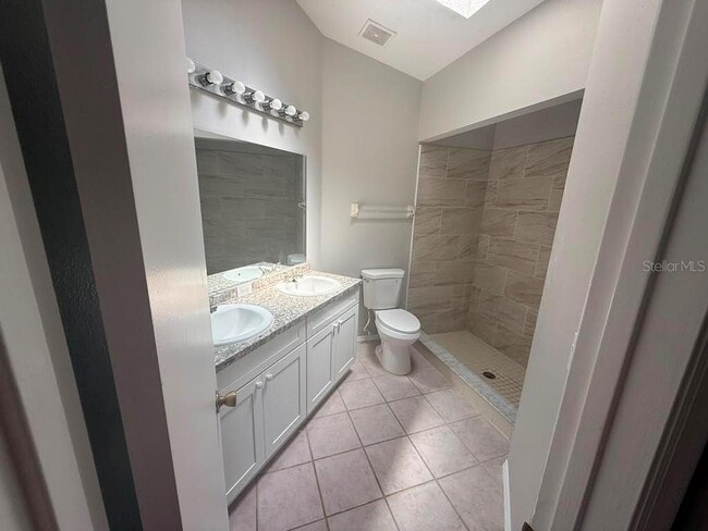Building Photo - 1440 Timberbend Cir