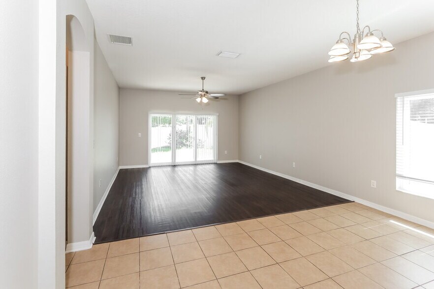 Building Photo - 6221 Desert Peace Ave