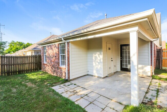 Building Photo - 2807 Maggie Woods Ln