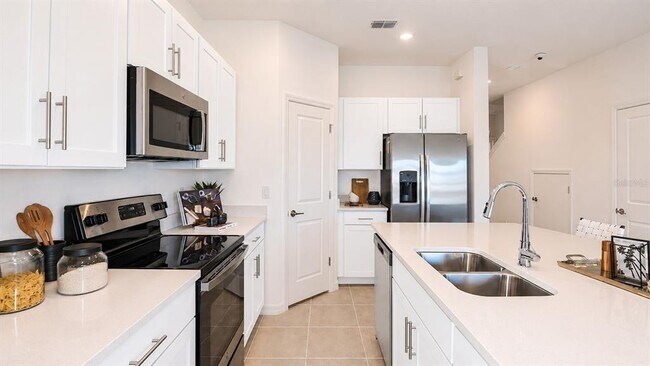 Building Photo - 11821 Glenside Ter