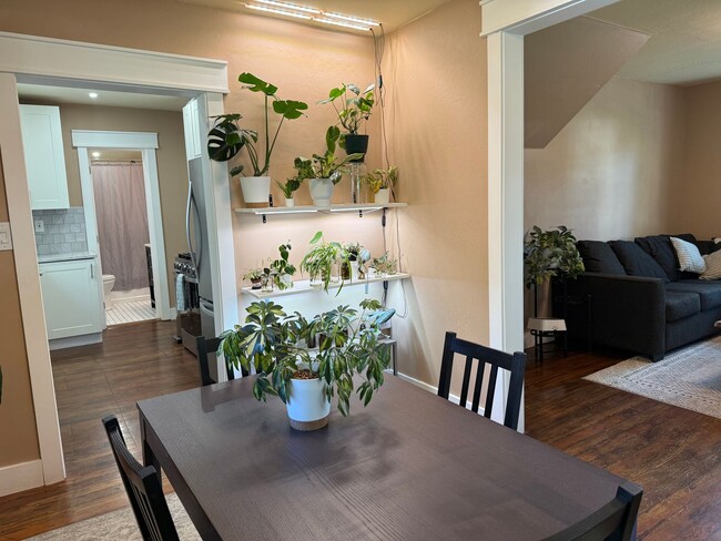 Building Photo - Charming Kalispell Home