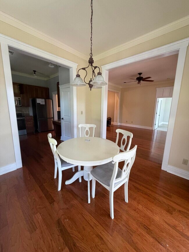 Building Photo - 1511 Tin Cup Ct