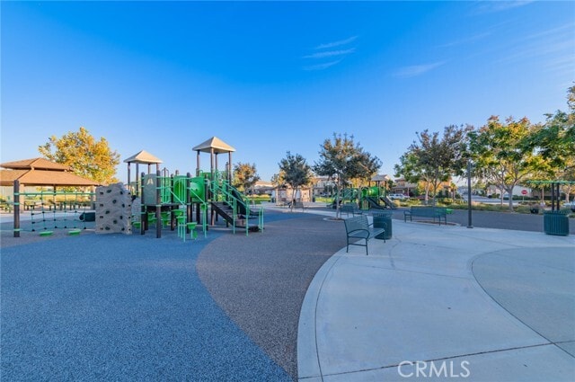 Building Photo - 6248 Desales St