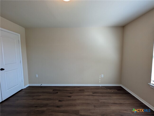 Building Photo - 957 Brown Rock Dr