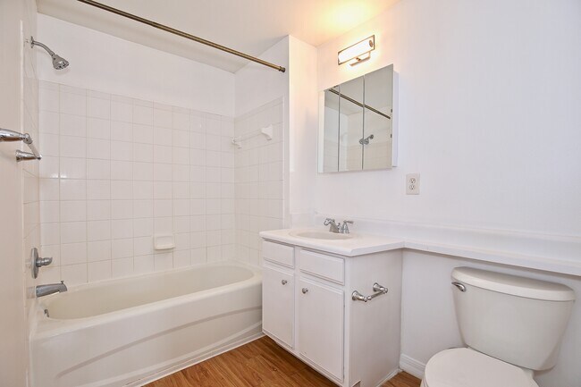 Building Photo - Apt 308 Palms Villa Residences