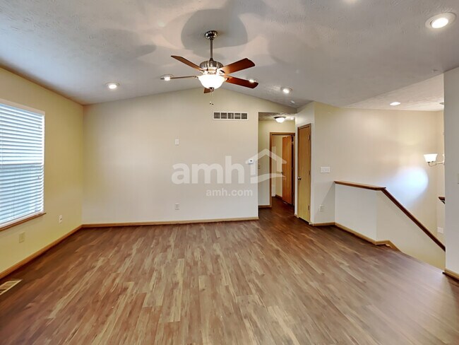 Building Photo - 1350 Randan Drive
