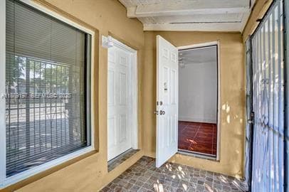 Building Photo - 10430 NW 5th Ave