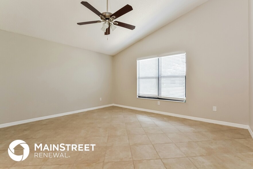 Building Photo - 969 Belleflower Dr