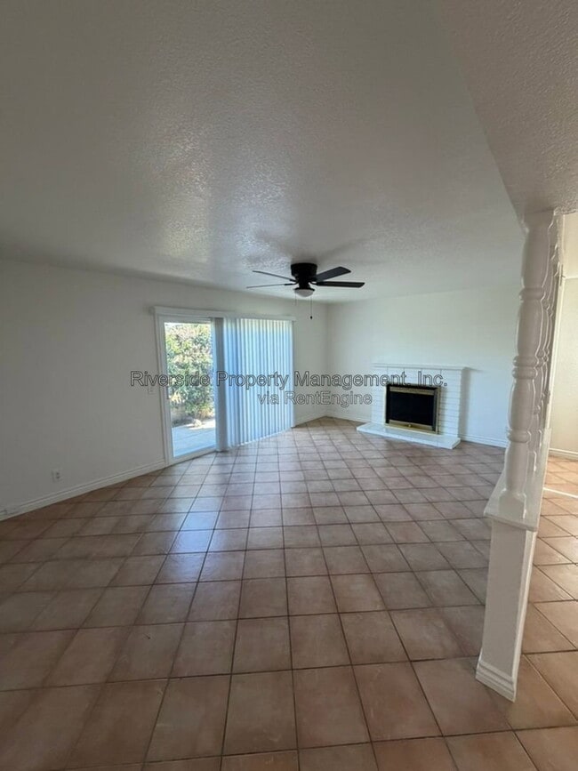Building Photo - 4500 Sutton Pl