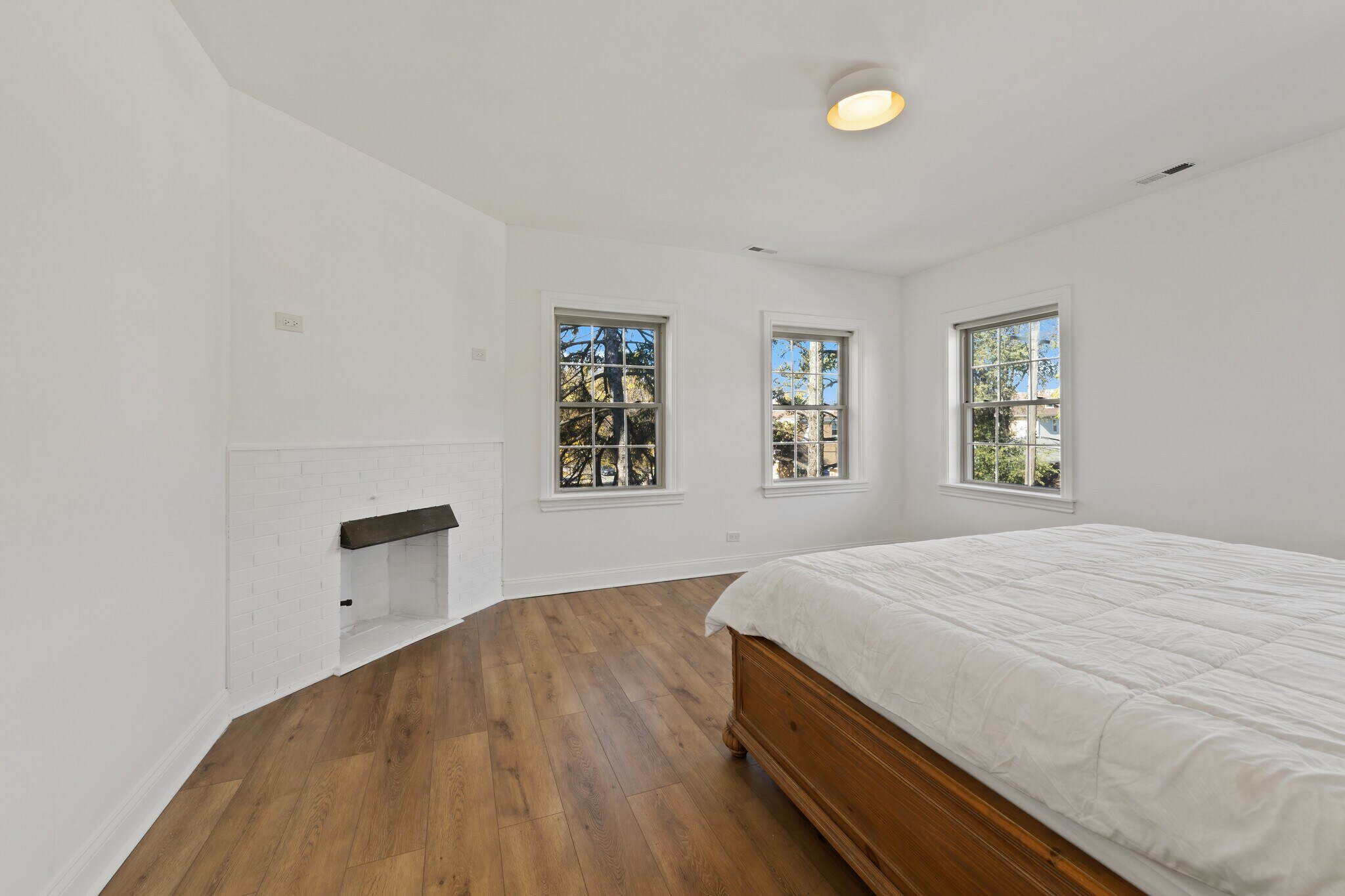 Bedroom 3 - 7131 W Altgeld St