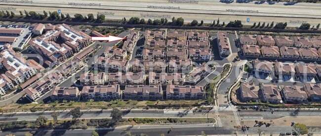 Building Photo - 11007 Evelyn Wy