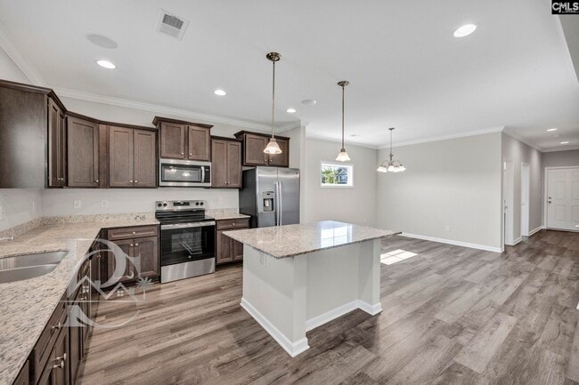 Building Photo - 9 Spinney Ct