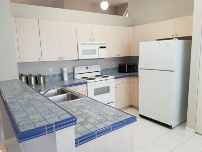 Primary Photo - 4070 Laurelwood Ln