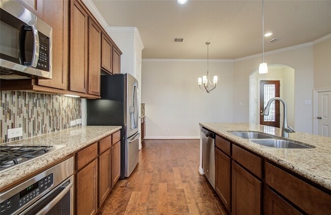 Building Photo - 10804 Brittmoore Oaks Pl
