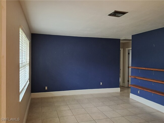Building Photo - 13914 Nassau St