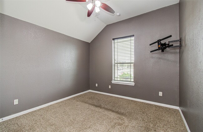 Building Photo - 17702 Jacobs Ladder Ct