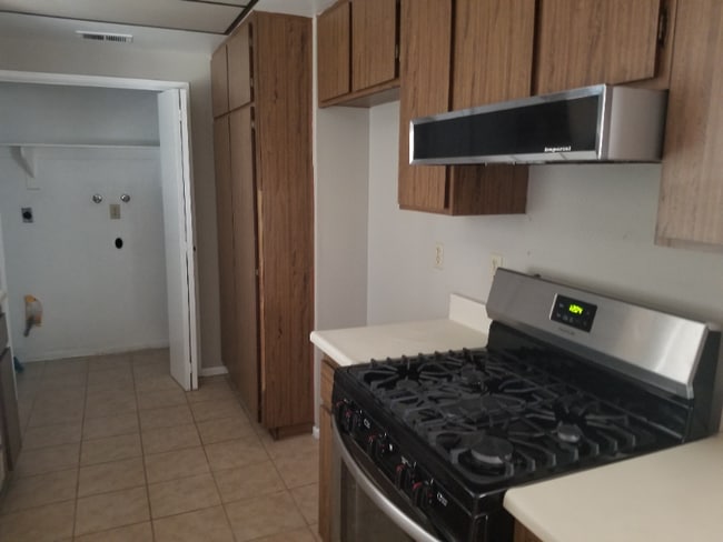 Building Photo - 43730 C St